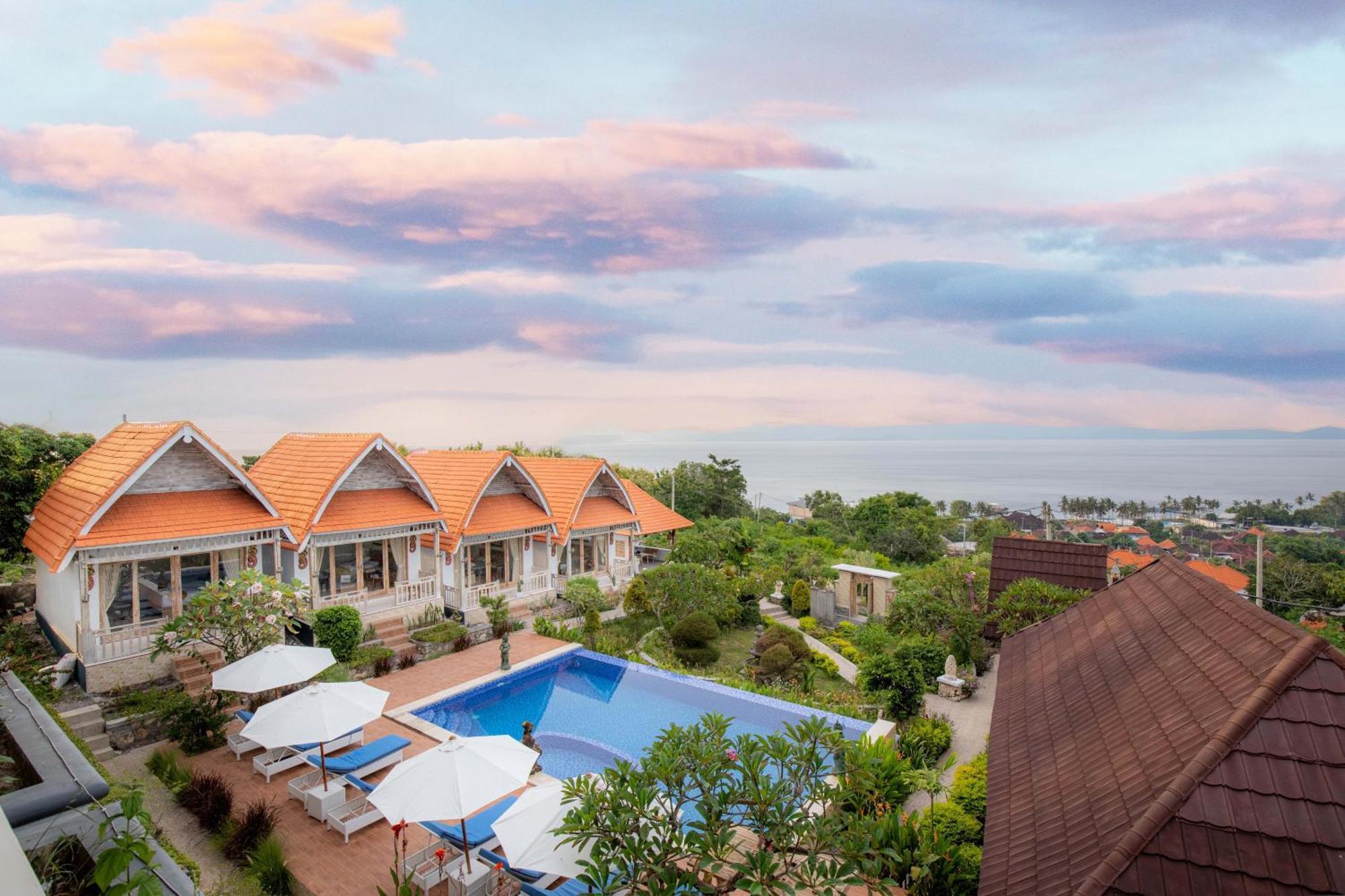 D'Arya Sea View Hotel Batununggul Exterior photo
